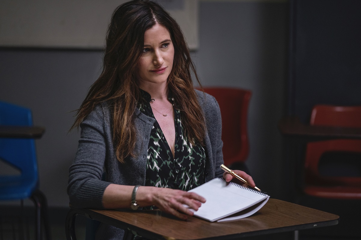 Kathryn Hahn Continues Excellent Run with HBO’s Mrs. Fletcher